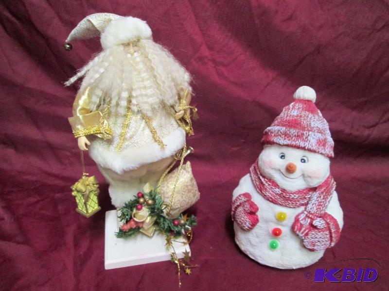 Pair of Christmas decorations. 14 i...