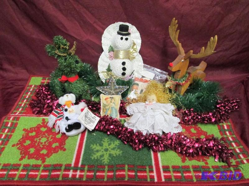 Miscellaneous Christmas decorations...