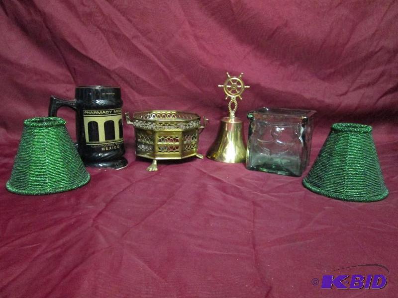Lot of household decorative items. ...