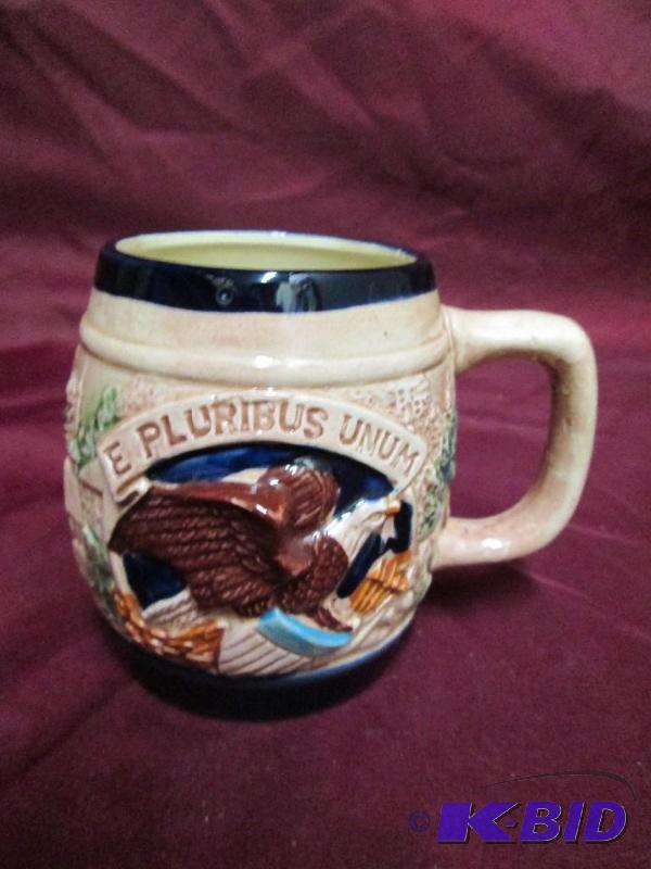 Inarco coffee cup with American Eag...