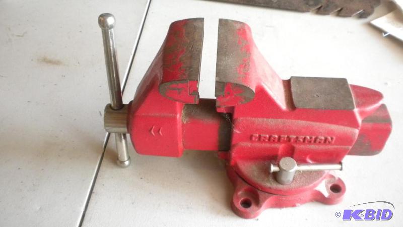 Bench Vise
