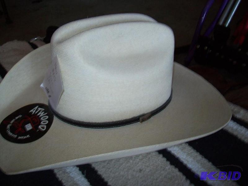 lot 21 image: Mens cowboy hat item 21...