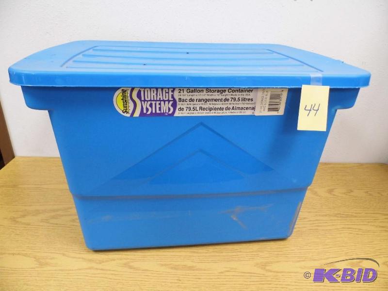 21 Gallon Tote with lid