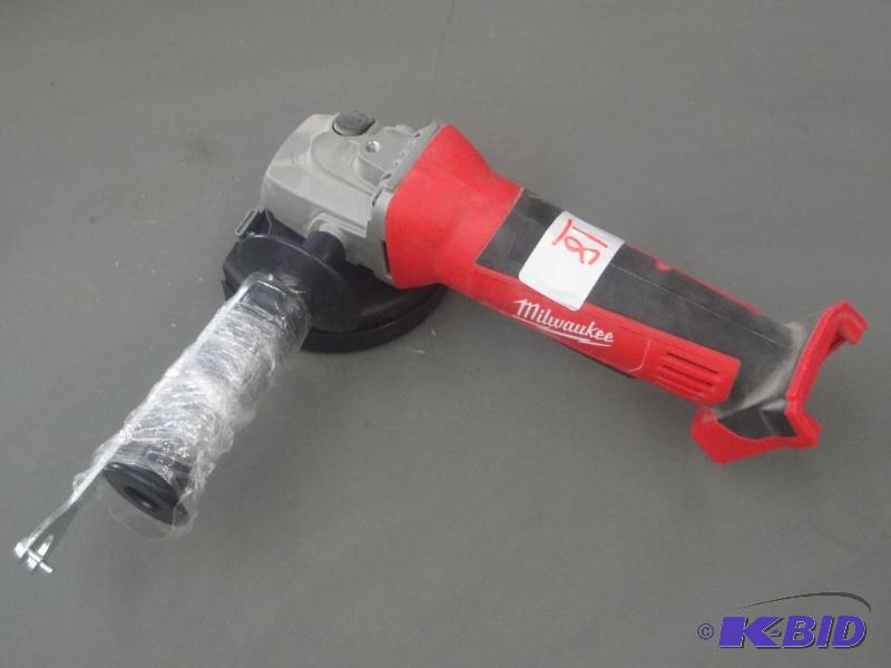 lot 18 image: Milwaukee 18Volt 4.5" Cut-Off Grinder, W...