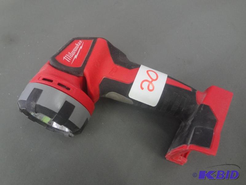lot 20 image: Milwaukee 18Volt Work Light, Works...