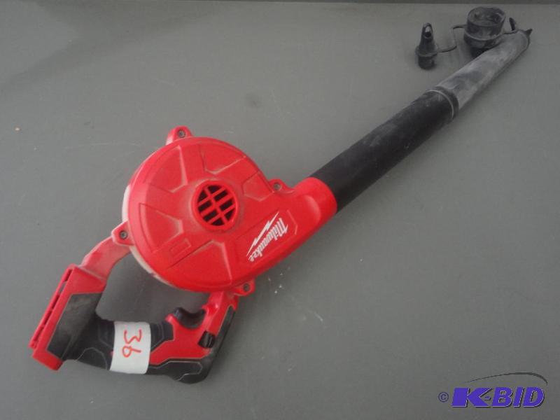 lot 36 image: Milwaukee 18Volt Compact Blower, Works...