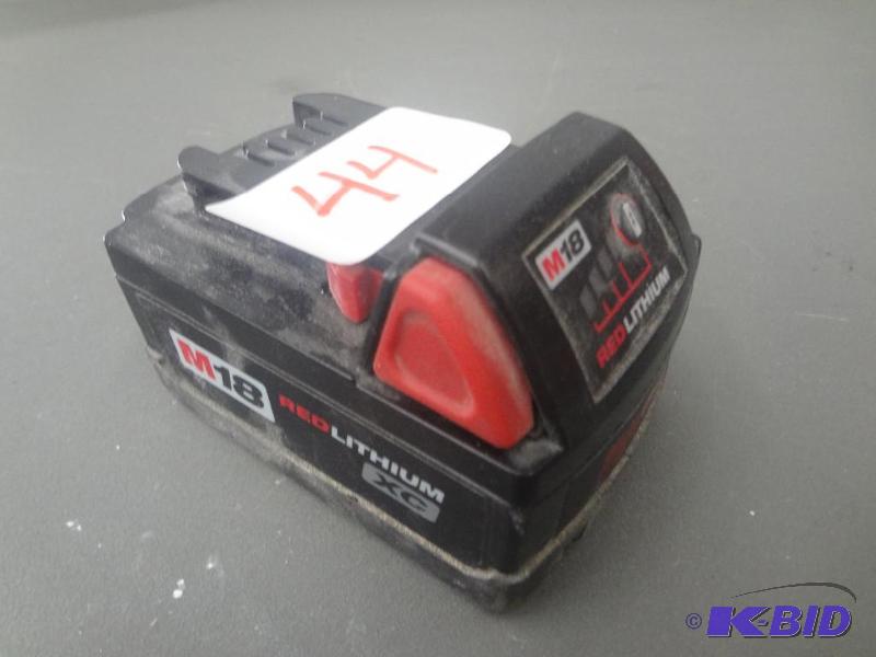 lot 44 image: Milwaukee M18 Red Lithium XC Battery...