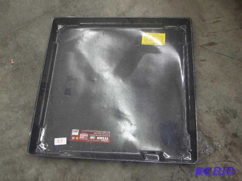 lot 57 image: Titan 30&quotx30" Drip Pan...