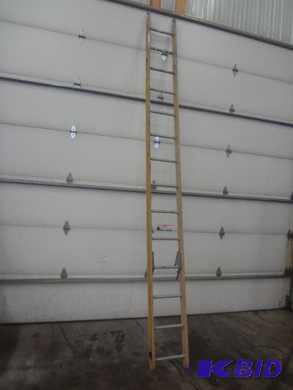 lot 67 image: 14ft Fiberglass Ladder...