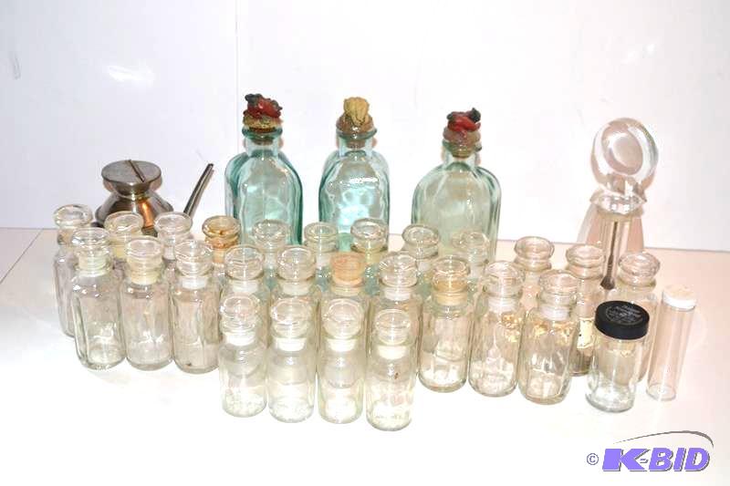 lot 105 image: Decorative kitchen glassware, glass...