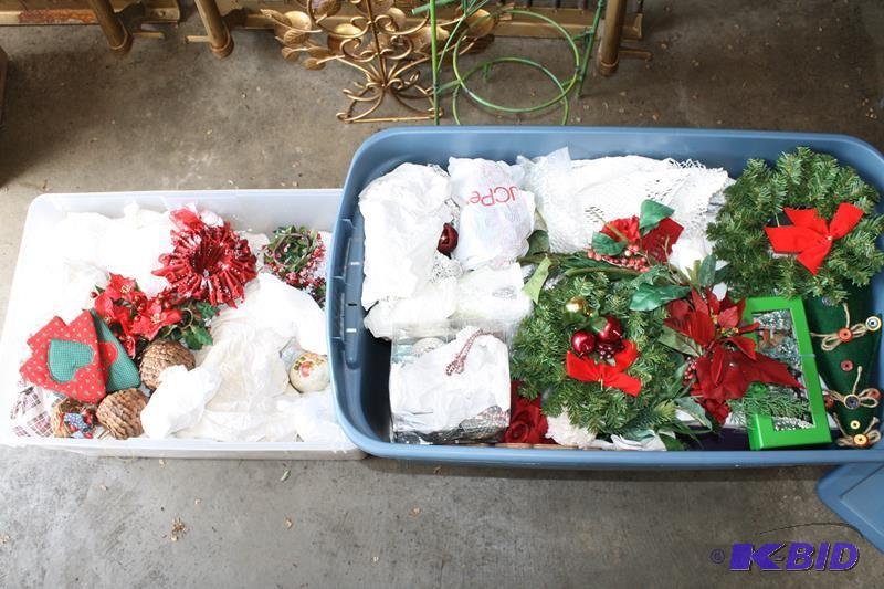 lot 141 image: 2 Tubs of Christmas decorating item...