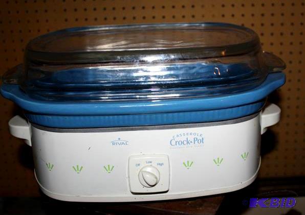 lot 147 image: Rival Crock Pot model 3050...
