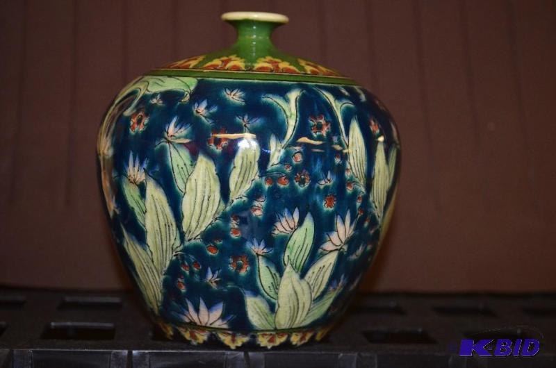 lot 193 image: Antique Royal Bonn 4 34" Tall...