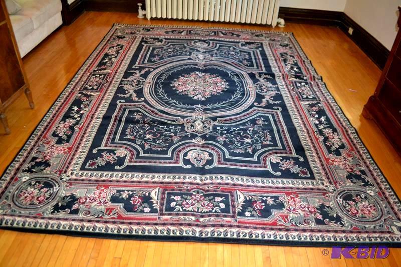 lot 22 image: Wool carpet made in Moldova 99x136&...
