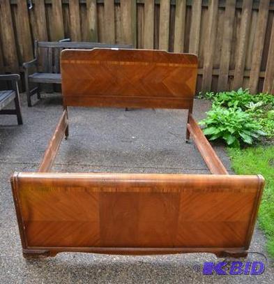 lot 32 image: Vintage wooden bed 80x55"...