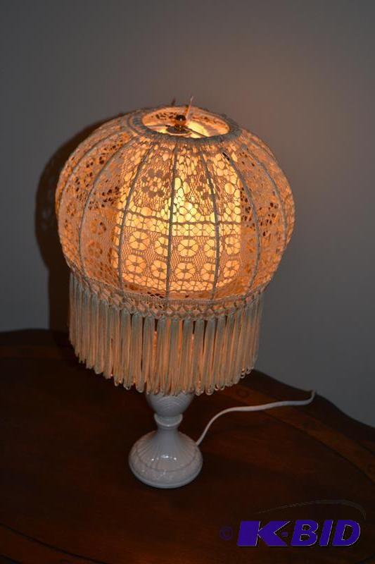 lot 91 image: Lamp with beautiful crochet lamp sh...