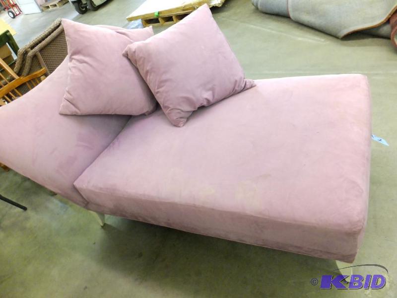 Chaise Lounge