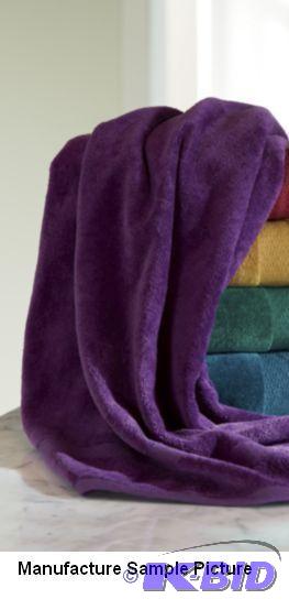 lot 193 image: Pair of Large Purple Bath Towels - ...