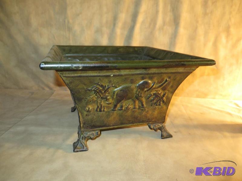 VINTAGE METAL ELEPHANT PLANTER