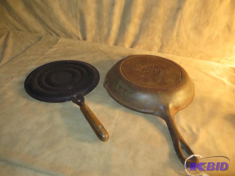 Lodge Cast Iron Pan