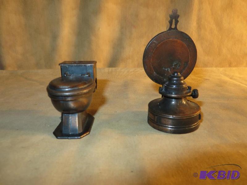 2 Pencil Sharpeners