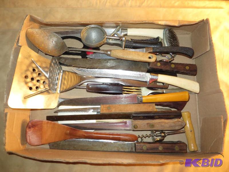 Large Bunch of Kitchen Utensils