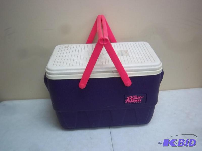 igloo picnic basket