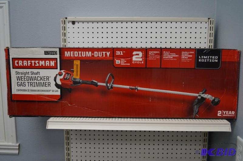 lot 8 image: weedwacker