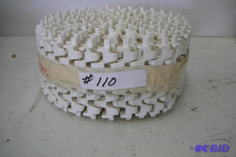 lot 110 image: Chain white 4-34&quotw x&nbsp10f...