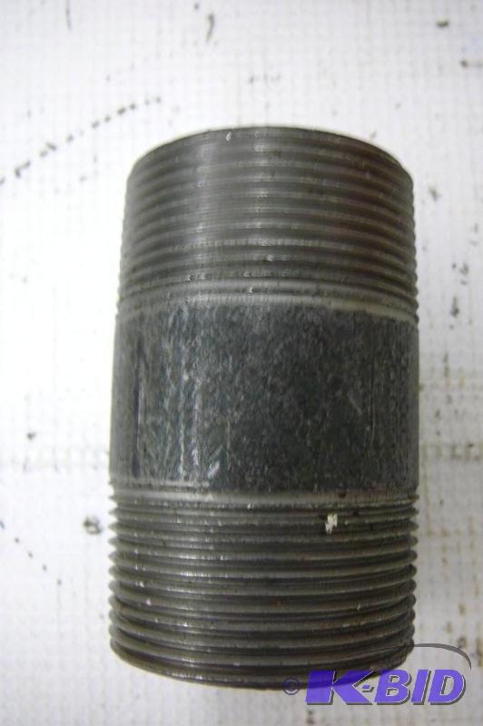 lot 193 image: Pipe fittings nipples 1-12NPT x 3&...
