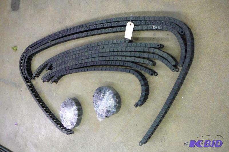 lot 208 image: Chain MSC B15-038-100-0 IGUS New...