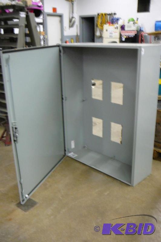 lot 230 image: Hoffmans&nbspelectric Box&nbsp 36...