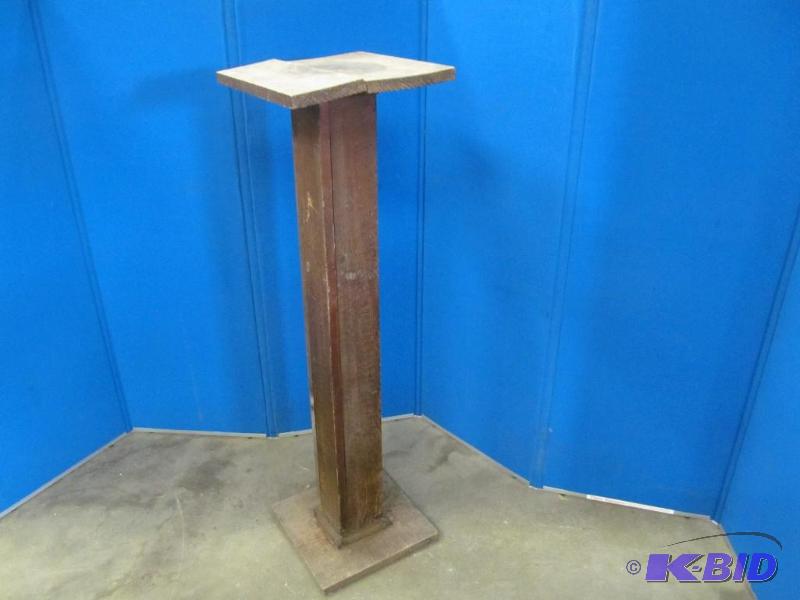 Stand
