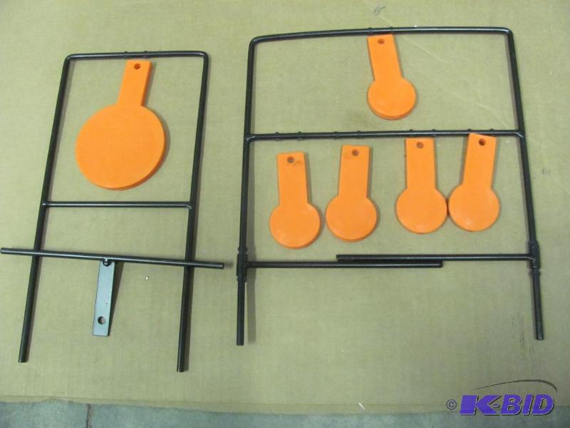 lot 19 image: NEW (in original box) GUIDE GEAR Se...