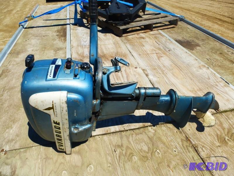 lot 5 image: 1957 Vintage Evinrude&nbspOutboard...