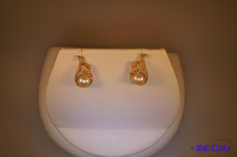 Black Hills Gold and Pearl Earrings 2.0 Grams