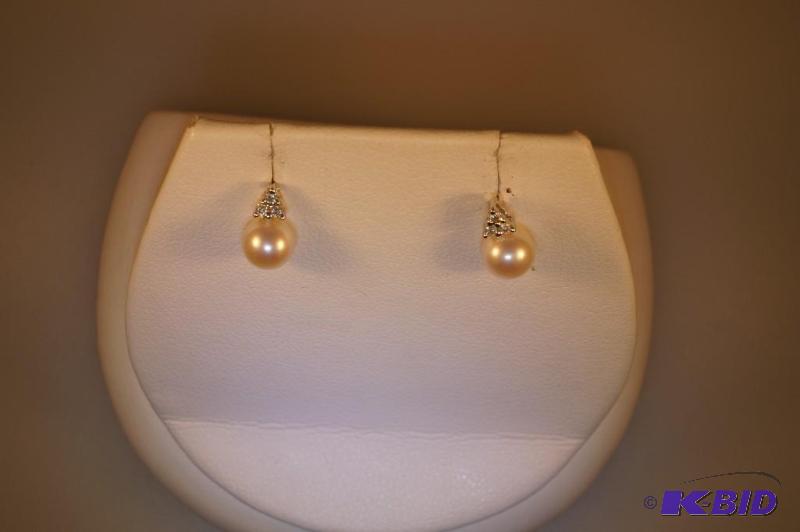 14 Karat White Gold Pearl and Diamond Earrings