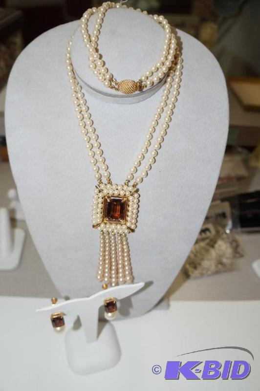 2 Piece Set of Necklace & Earrings