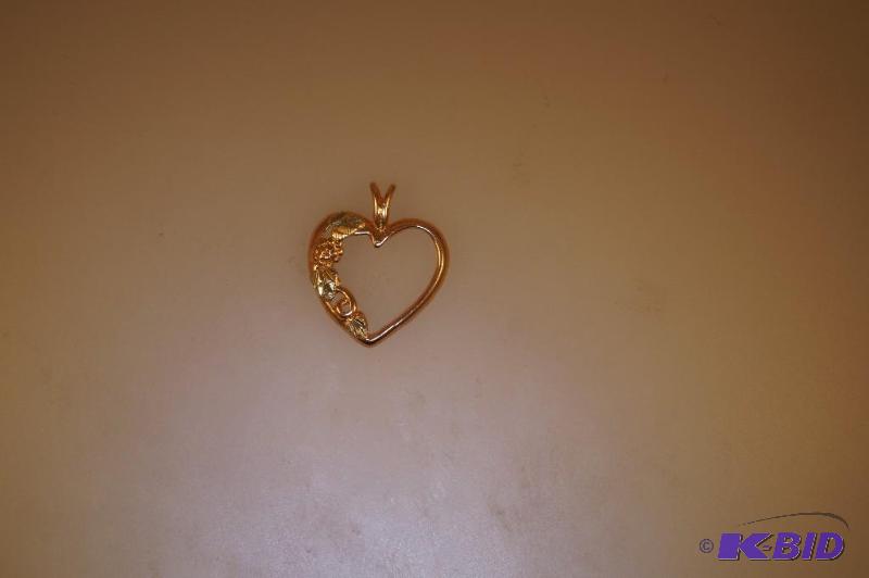 Black Hills Gold Heart Pendant
