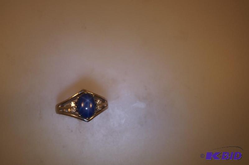 14 Karat White Gold 4 Diamond & Linde Star Sapphire Ring 5.0 grams
