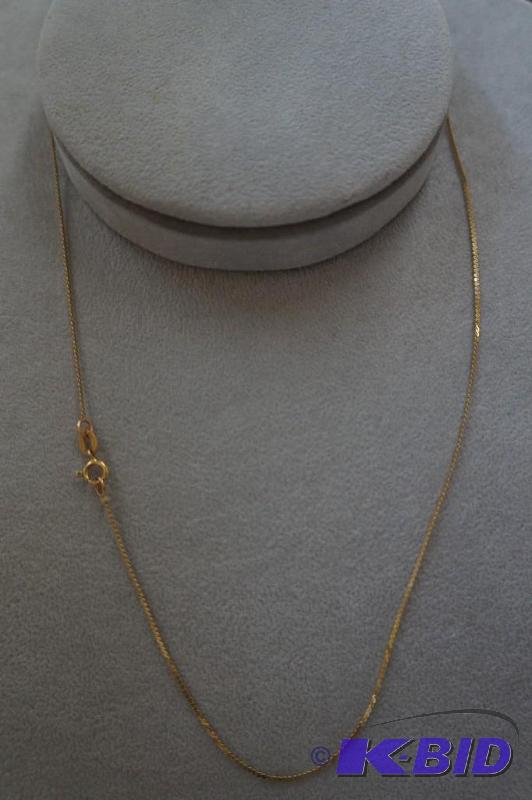 16 Serpentine 14 Karat Gold Chain 1.3 Grams