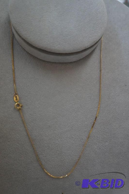 16 Serpentine 14 Karat Gold Chain .9 Grams