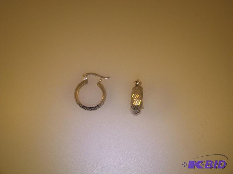 14 Karat White Gold Hoop Earrings 1.5 Grams