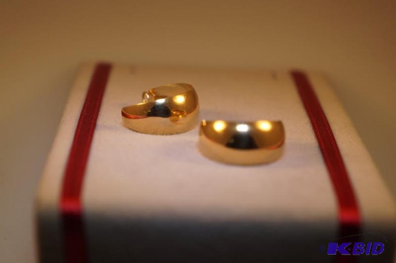 14 Karat Gold Wide Hoop Earring Jackets 1.1 Grams