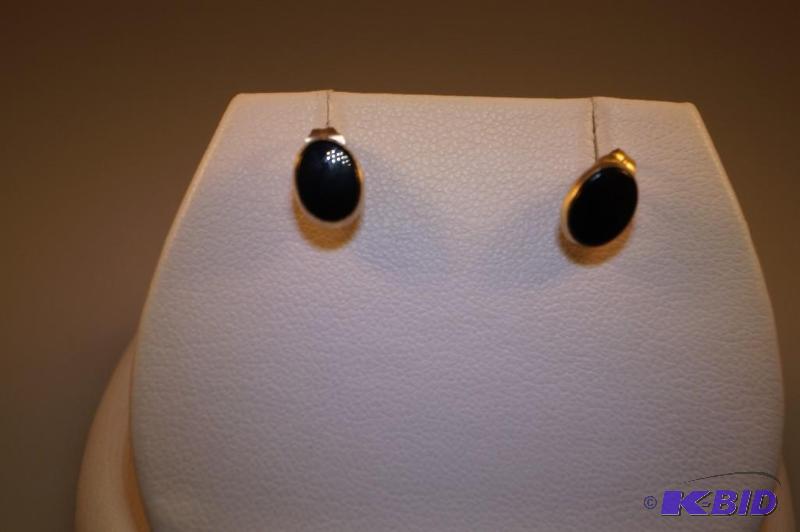 14 Karat Oval Black Onyx Earrings