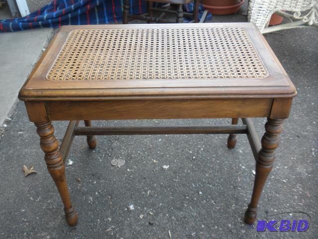 Vanity Bench