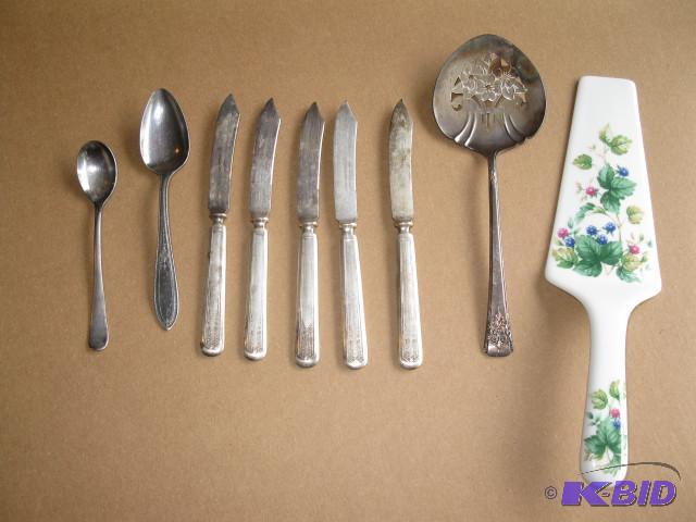 lot 15 image: Lot of serving utinsels, some appea...