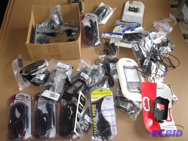 lot 17 image: Large lot of cell phone accessories...