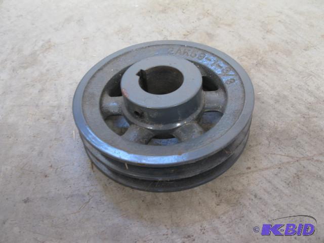 lot 3 image: pulley 2AK59-1-38...