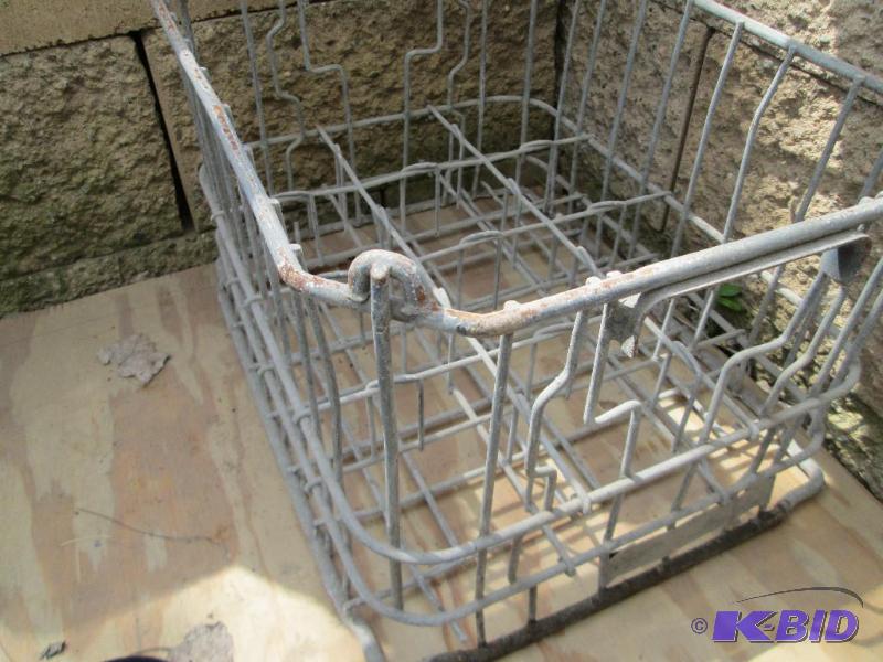 Collector metal milk crate 1k...